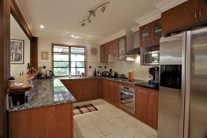 26 Hill Parade, CLONTARF QLD 4019, Clontarf - Thumbnail 2