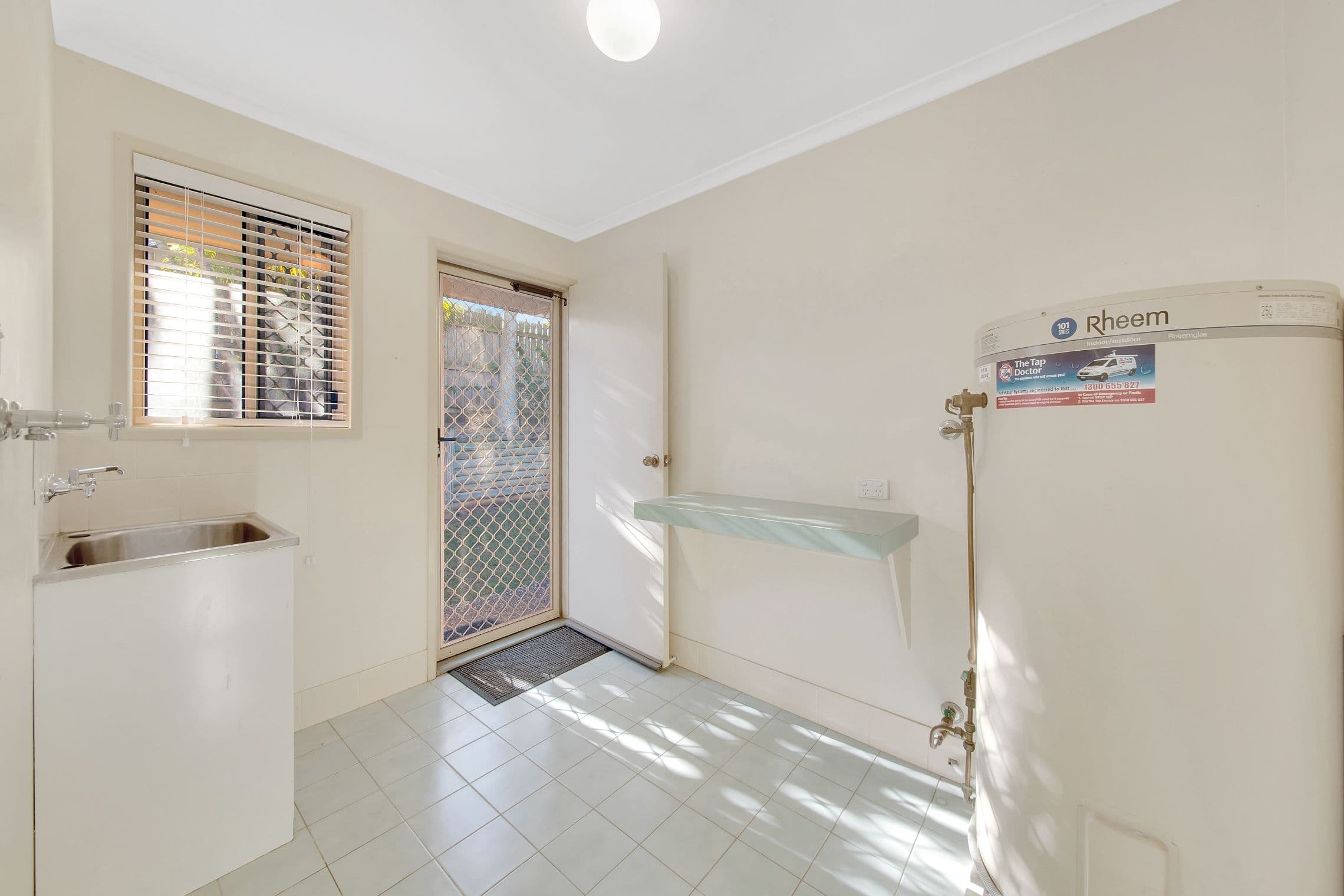 8 Pleasant Avenue, Tannum Sands QLD 4680, Tannum Sands - Thumbnail 7
