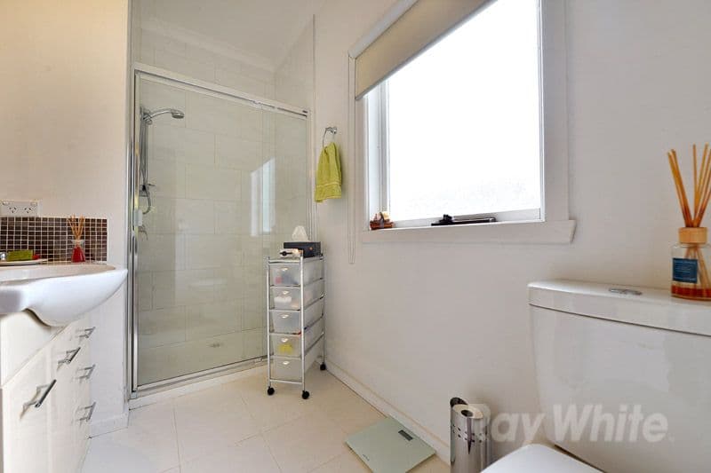9 Austin Street, FERNTREE GULLY VIC 3156, Ferntree Gully - Thumbnail 4