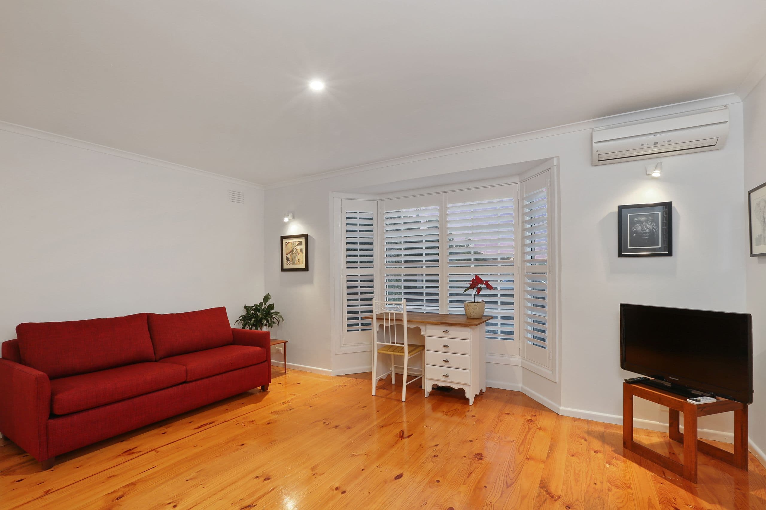 108 Minerva Road, Manifold Heights VIC 3218, Manifold Heights - Thumbnail 2