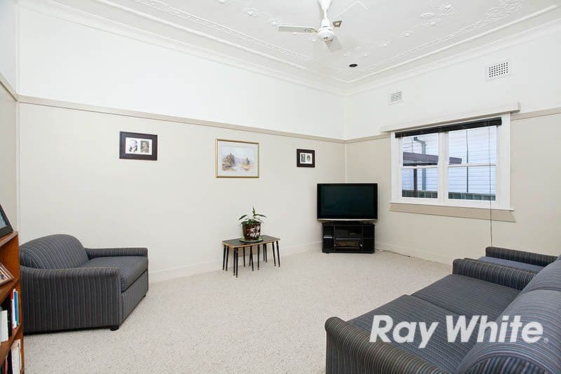 5 Stuart Street, BLAKEHURST NSW 2221, Blakehurst - Thumbnail 4