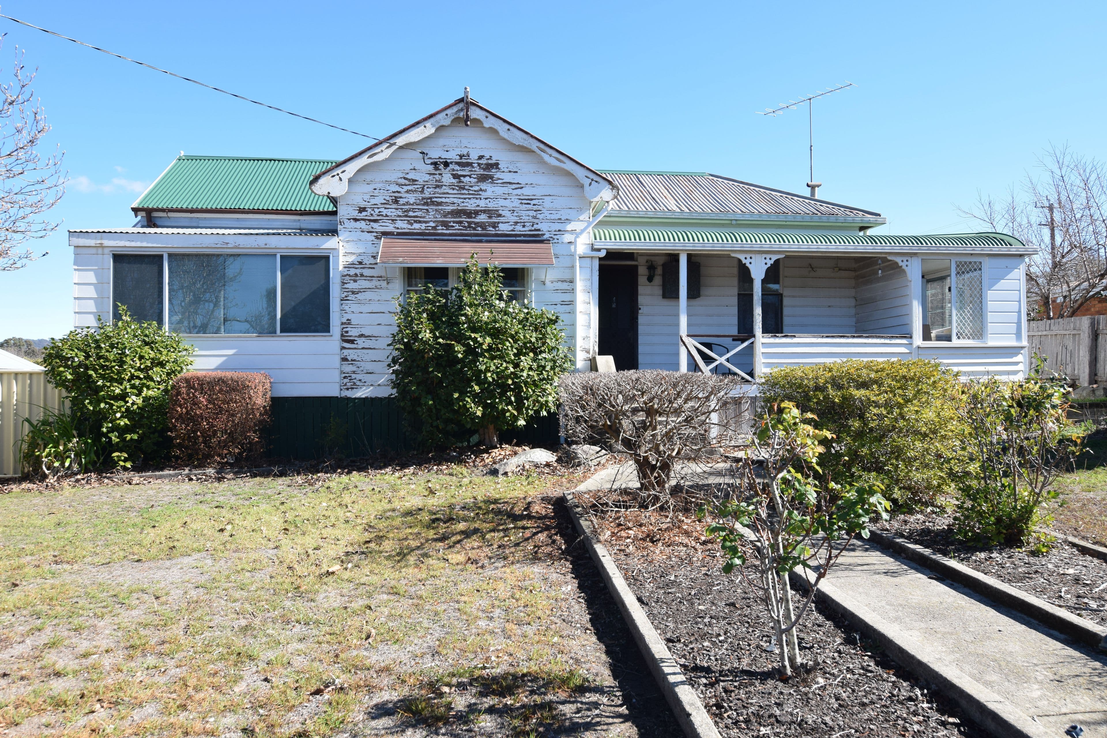 64 Duncan Street, Tenterfield - Image 1