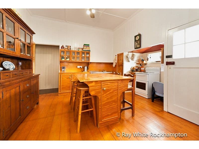 3 Penlington Street, THE RANGE QLD 4700, The Range - Thumbnail 3