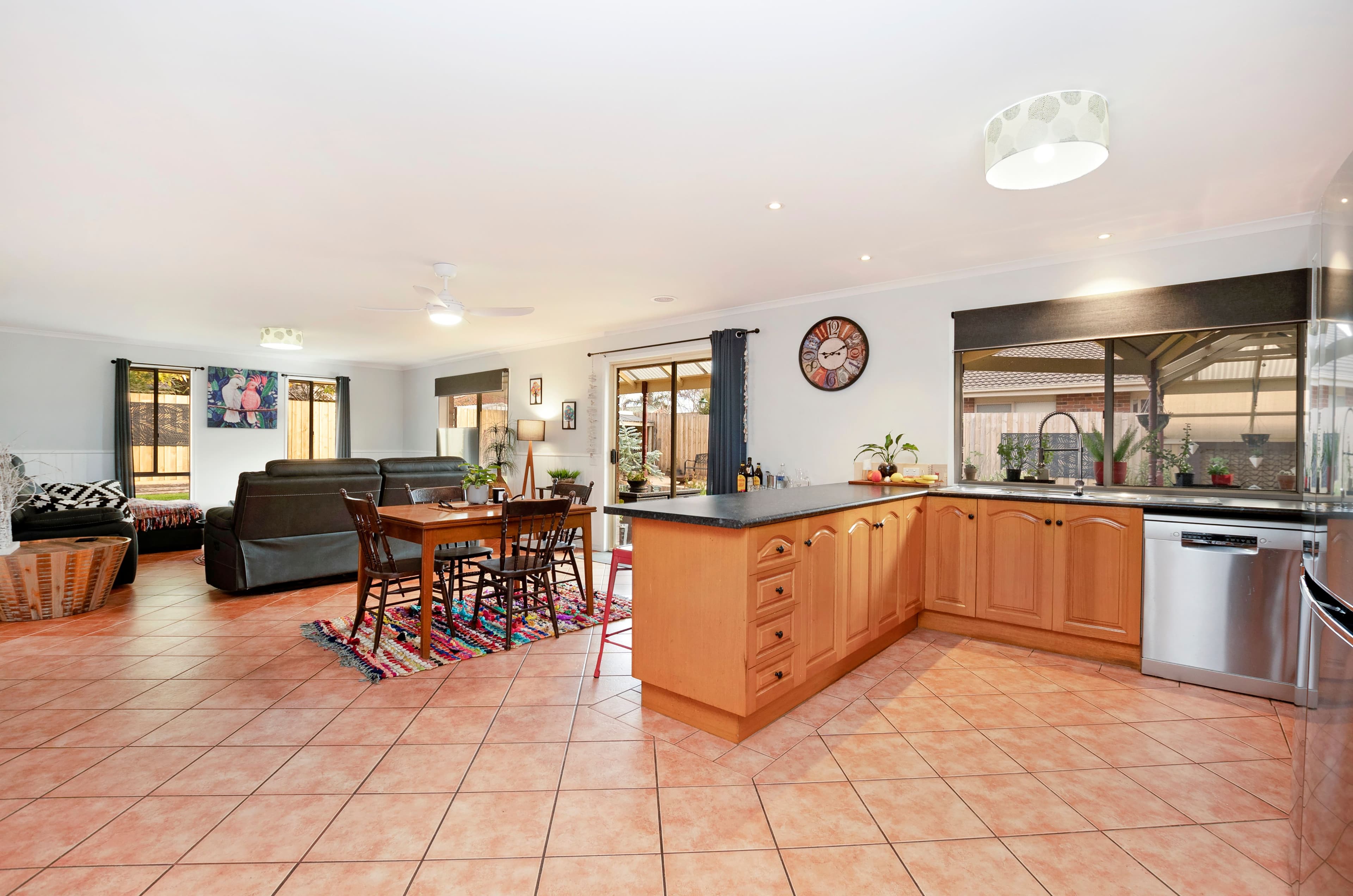2 Barton Court, Warrnambool VIC 3280, Warrnambool - Thumbnail 2
