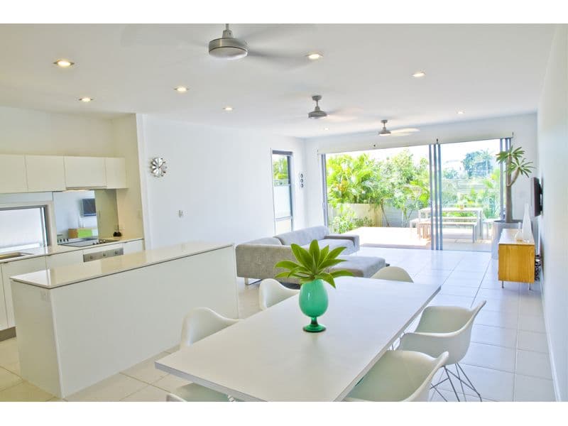21B Kiers Road, MIAMI QLD 4220, Miami - Thumbnail 2
