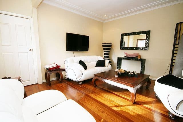 30 Ashcroft Avenue, GEORGES HALL NSW 2198, Georges Hall - Thumbnail 2