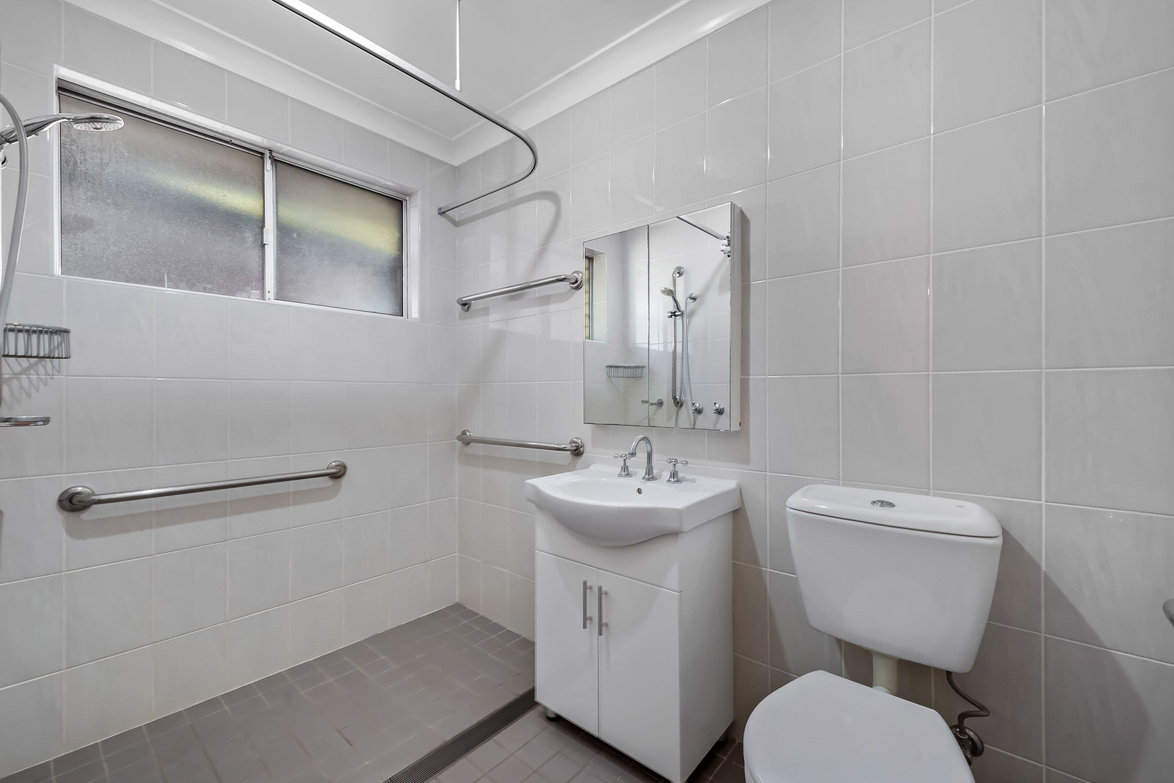 23 Lurnea Avenue, Georges Hall NSW 2198, Georges Hall - Thumbnail 6