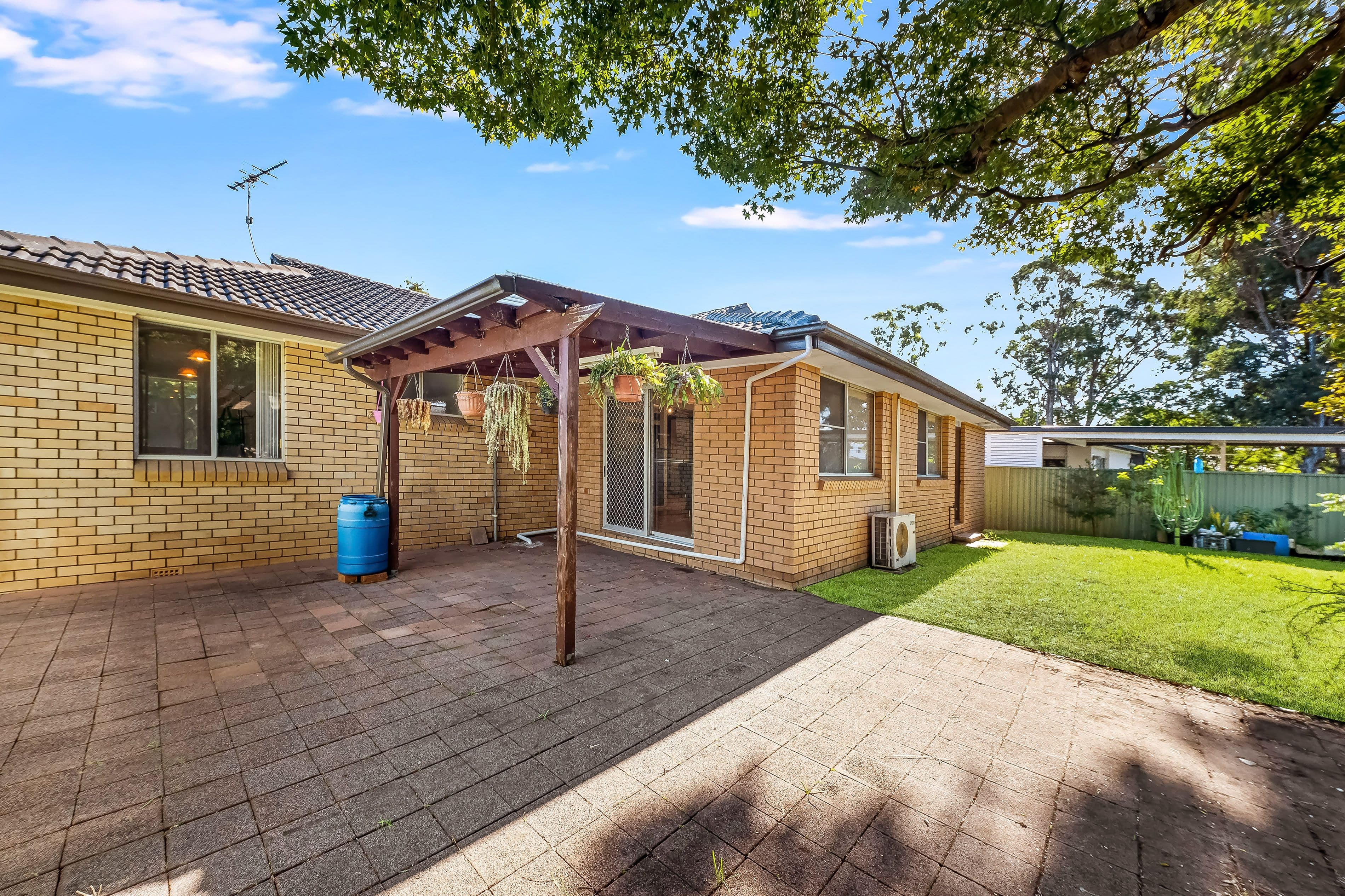 23 Lurnea Avenue, Georges Hall NSW 2198, Georges Hall - Thumbnail 8