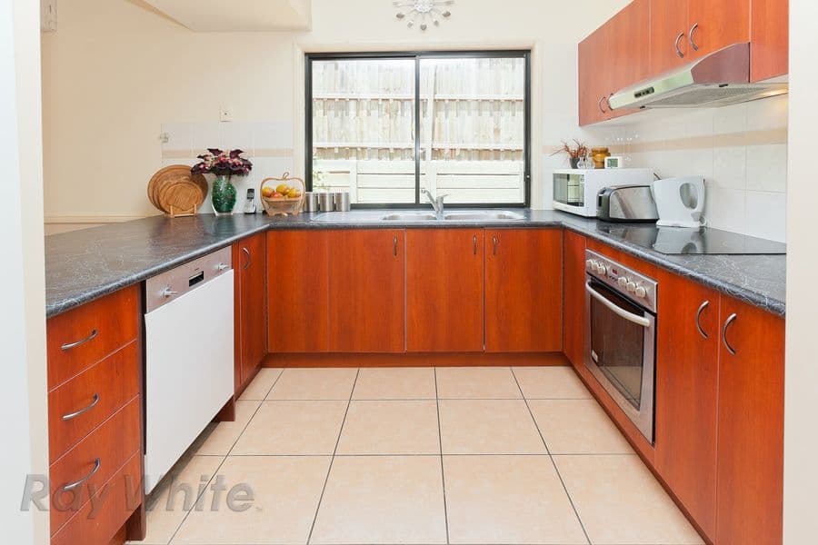 17 Fortune Street, SPRINGFIELD LAKES QLD 4300, Springfield Lakes - Thumbnail 2