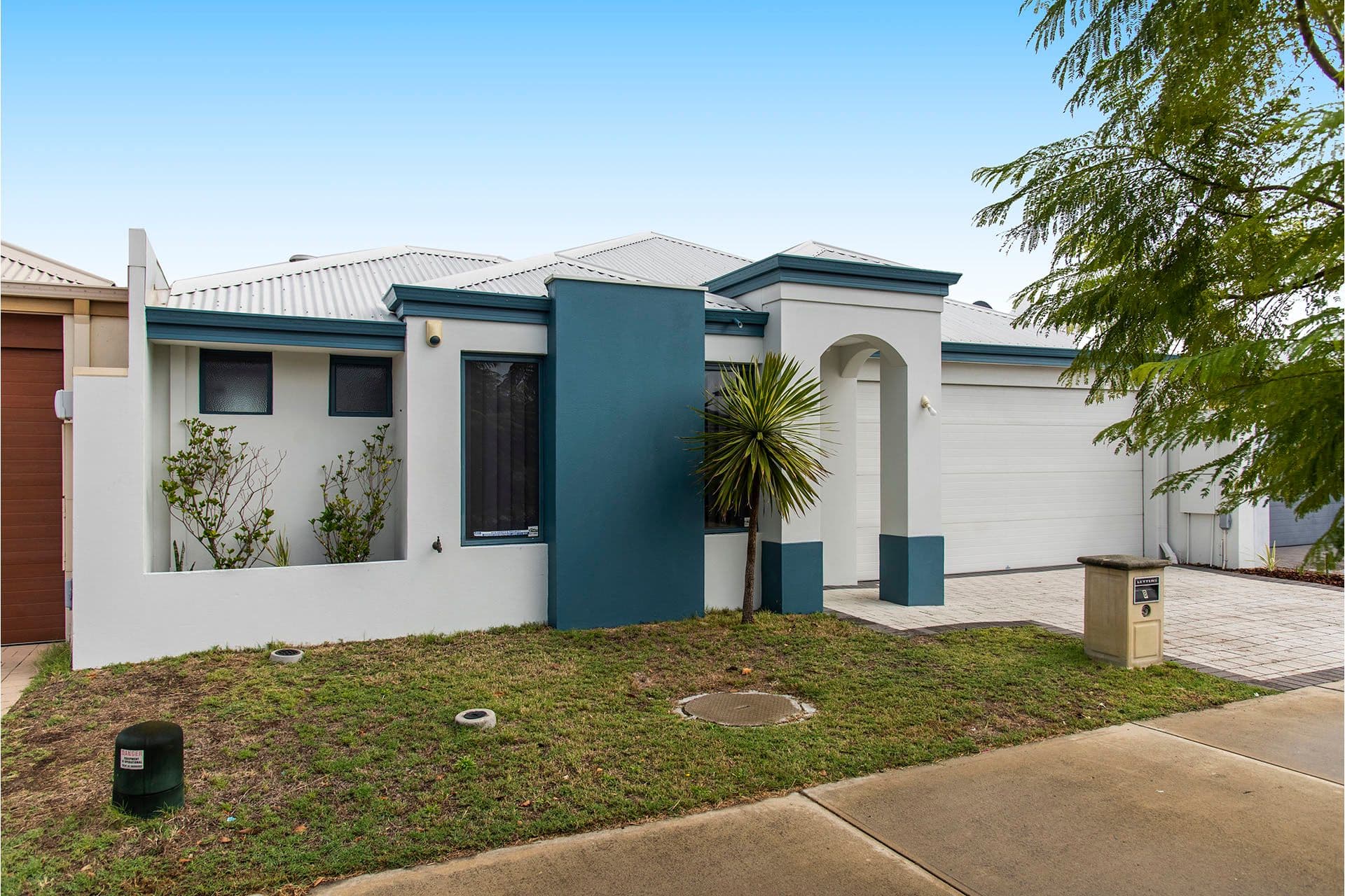 8 Trinity Close, Canning Vale WA 6155, Canning Vale - Thumbnail 2