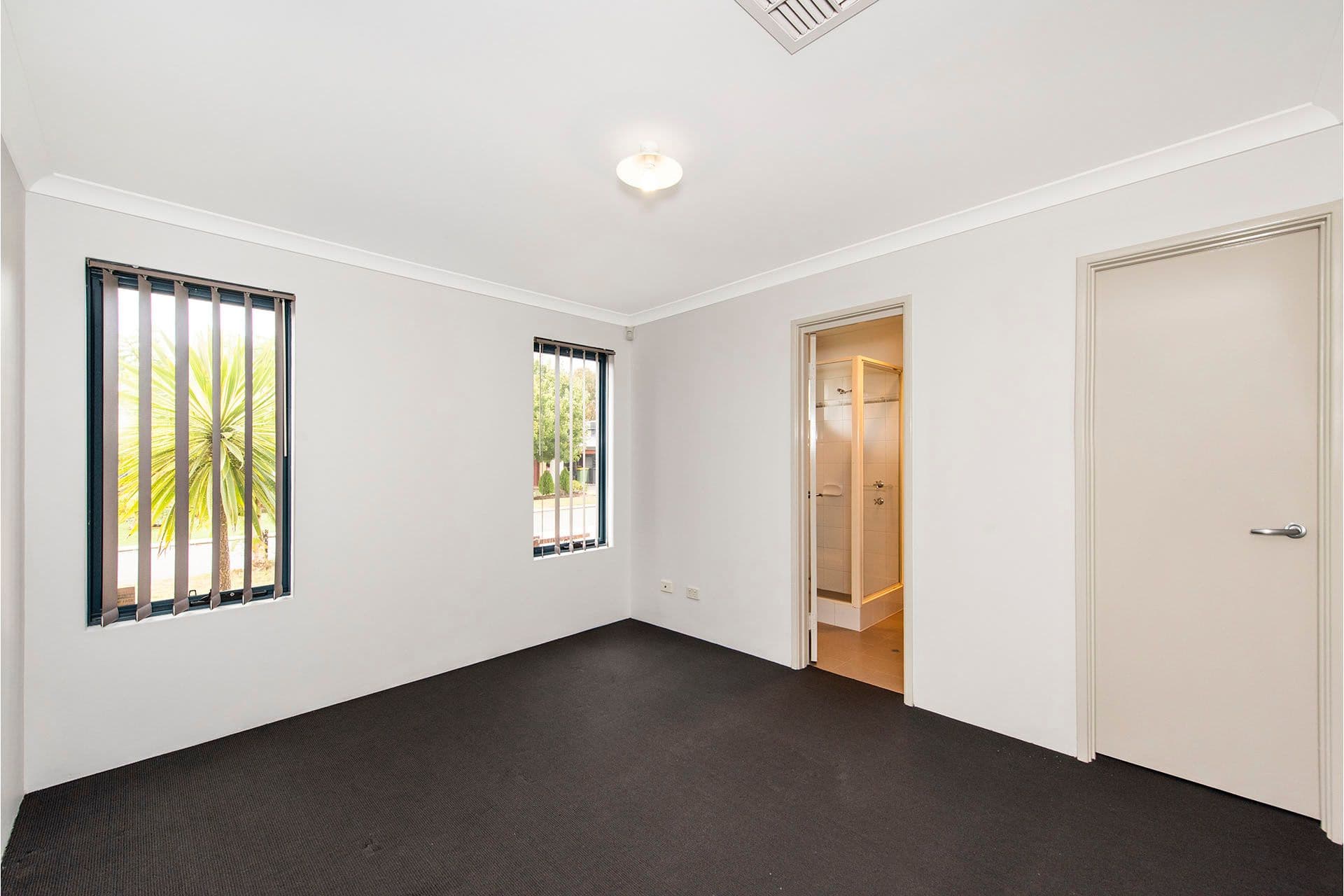 8 Trinity Close, Canning Vale WA 6155, Canning Vale - Thumbnail 3