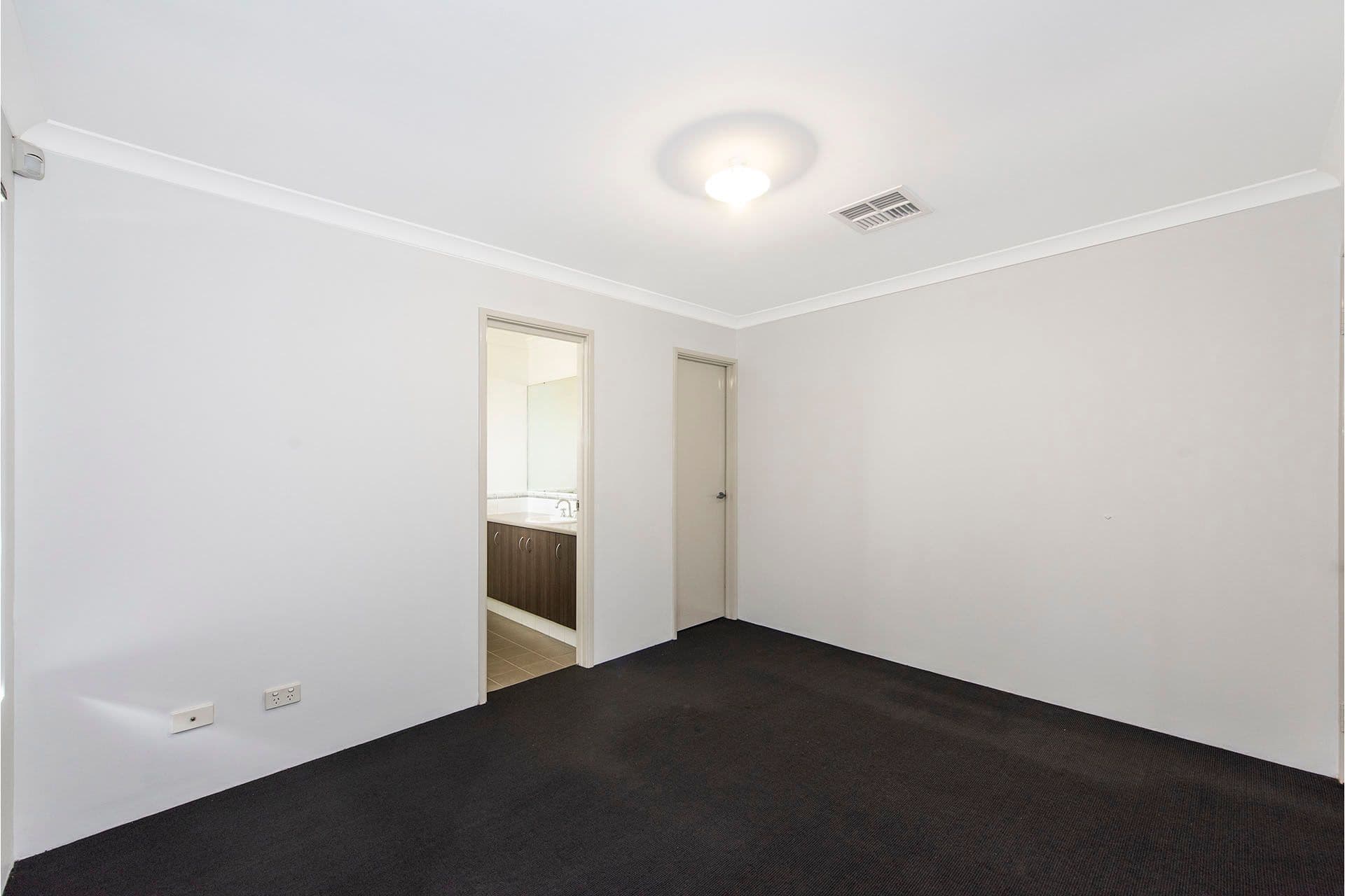 8 Trinity Close, Canning Vale WA 6155, Canning Vale - Thumbnail 5