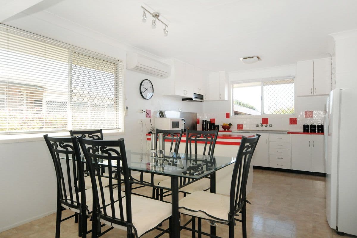 13 Gascony Street, HARRISTOWN QLD 4350, Harristown - Thumbnail 5