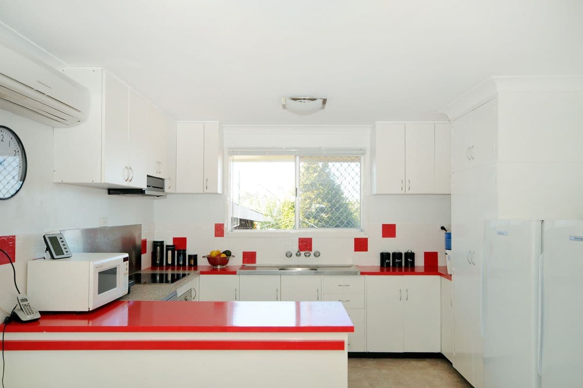 13 Gascony Street, HARRISTOWN QLD 4350, Harristown - Thumbnail 6