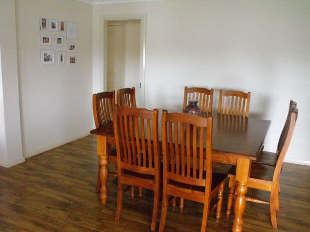 6 Mossgiel Close, PARKES NSW 2870, Parkes - Thumbnail 5