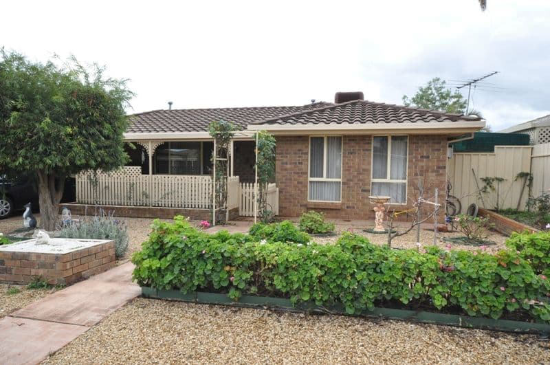 8 Buttercup Grove, BLAKEVIEW SA 5114, Blakeview - Thumbnail 2