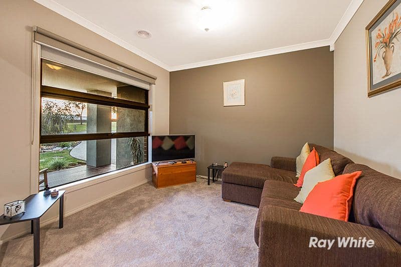 1 Trenayr Close, Junction Hill - Thumbnail 8