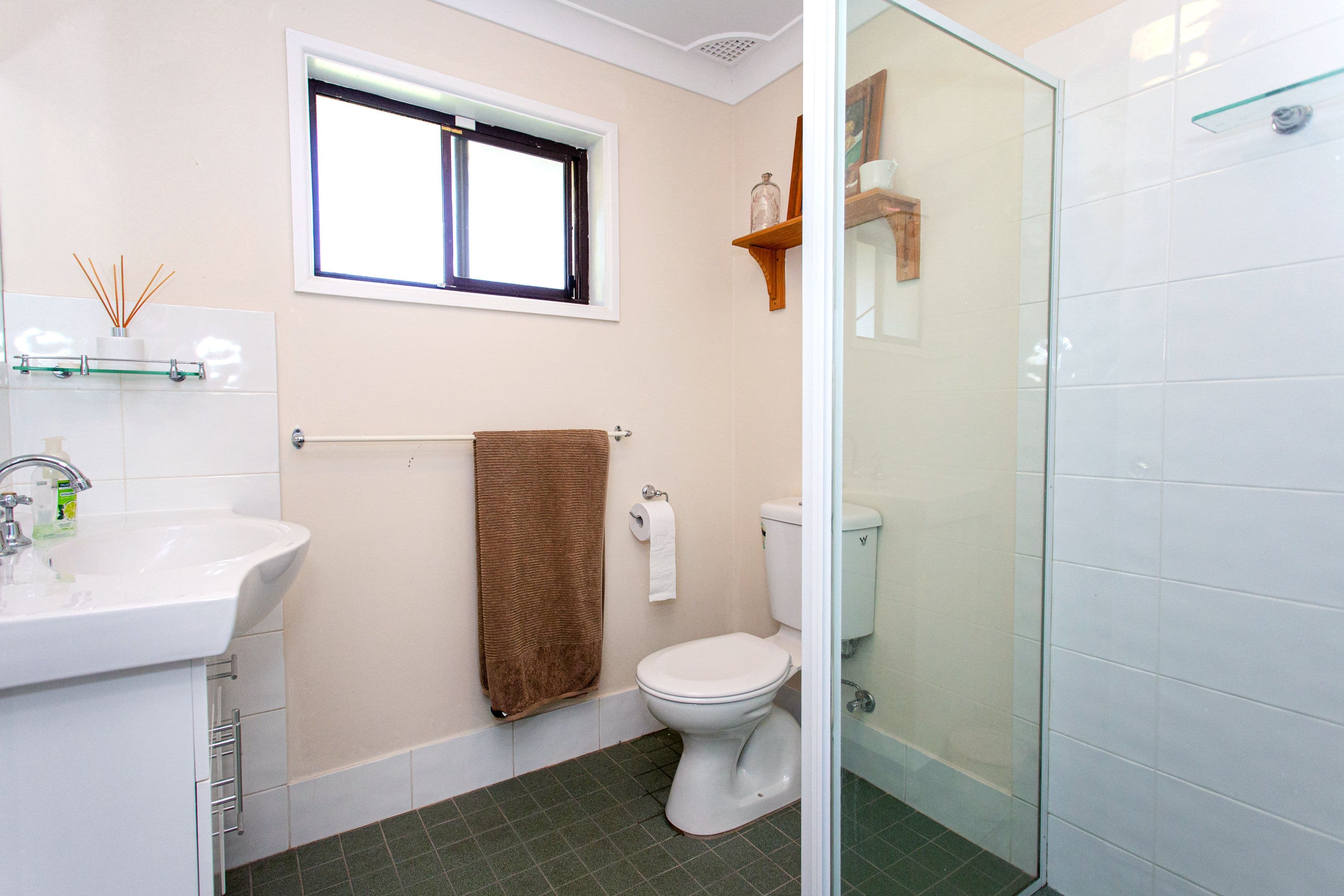 17E Liverpool Street, Cowra NSW 2794, Cowra - Thumbnail 6