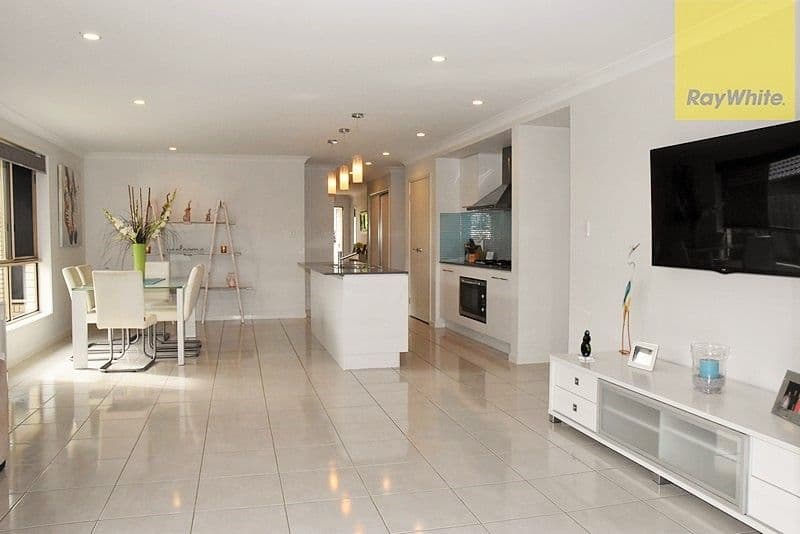 21 Alabaster Drive, Logan Reserve QLD 4133, Logan Reserve - Thumbnail 5