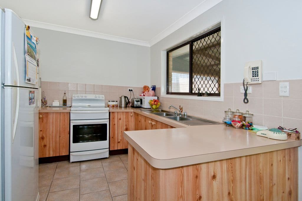 7 Kraatz Avenue, Loganlea QLD 4131, Loganlea - Thumbnail 3