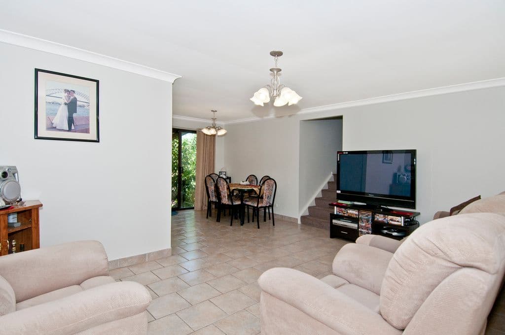 7 Kraatz Avenue, Loganlea QLD 4131, Loganlea - Thumbnail 5