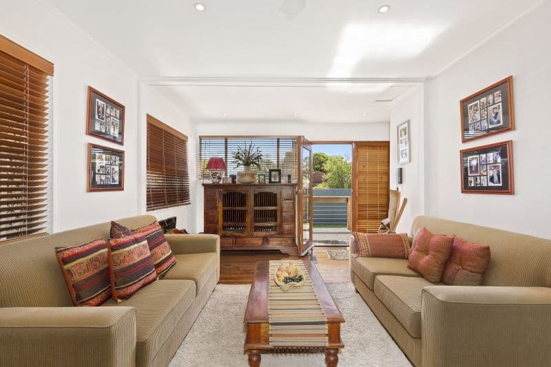 15 Mungera Street, Biggera Waters QLD 4216, Biggera Waters - Thumbnail 2