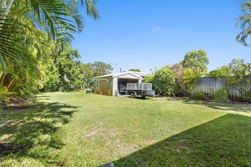 15 Mungera Street, Biggera Waters QLD 4216, Biggera Waters - Thumbnail 5