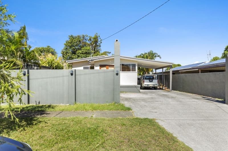 15 Mungera Street, Biggera Waters QLD 4216, Biggera Waters - Thumbnail 6