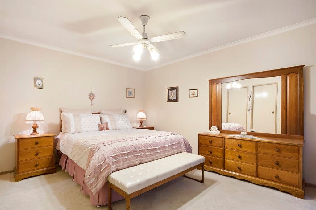 24 Riley Street, Oakleigh South VIC 3167, Oakleigh South - Thumbnail 4