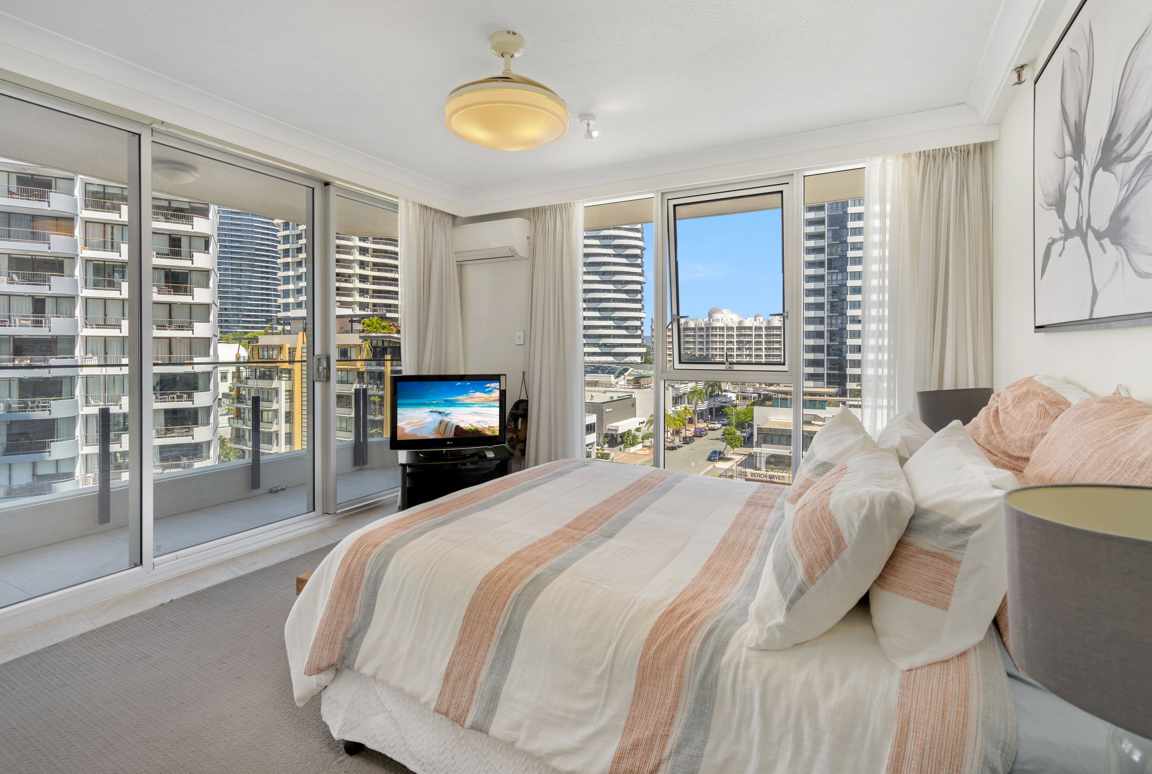 1 'Beach Haven' Albert Avenue, Broadbeach QLD 4218, Broadbeach - Thumbnail 8