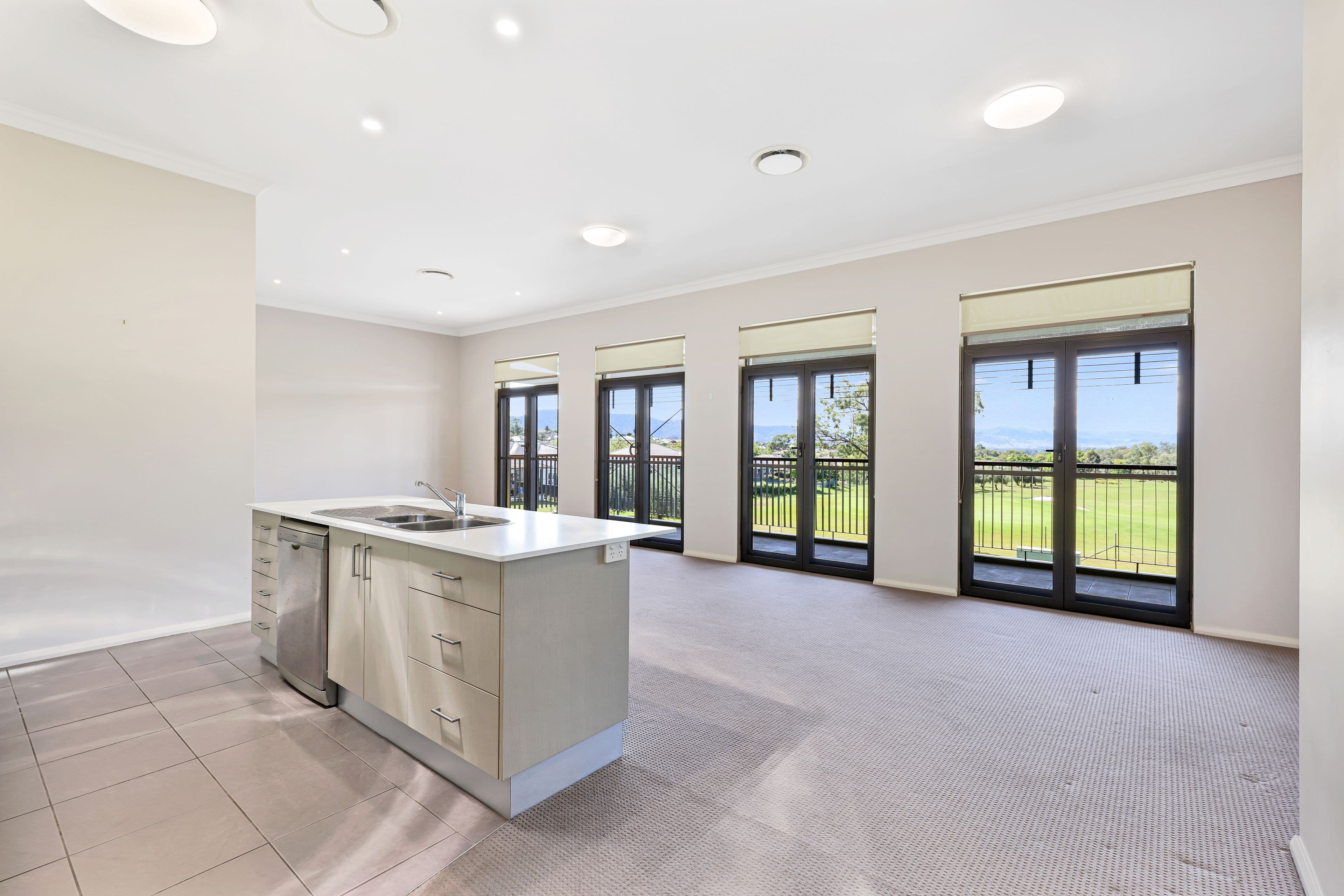 91 The Heights, Tamworth NSW 2340, Tamworth - Thumbnail 2