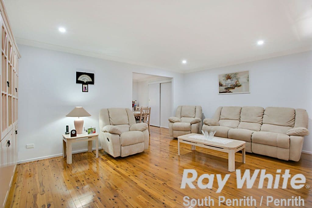 6 Pinetree Avenue, Cranebrook - Thumbnail 3