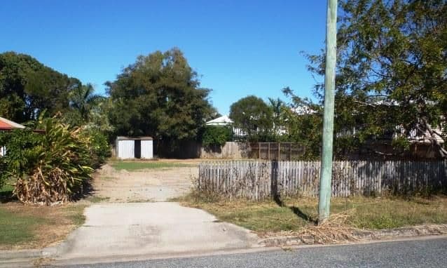 11 Peterson Street, NORTH MACKAY QLD 4740, North Mackay - Thumbnail 2