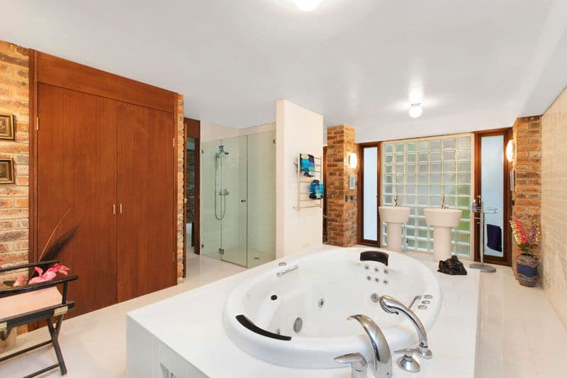 22 Rothwell Road, TURRAMURRA NSW 2074, Turramurra - Thumbnail 2