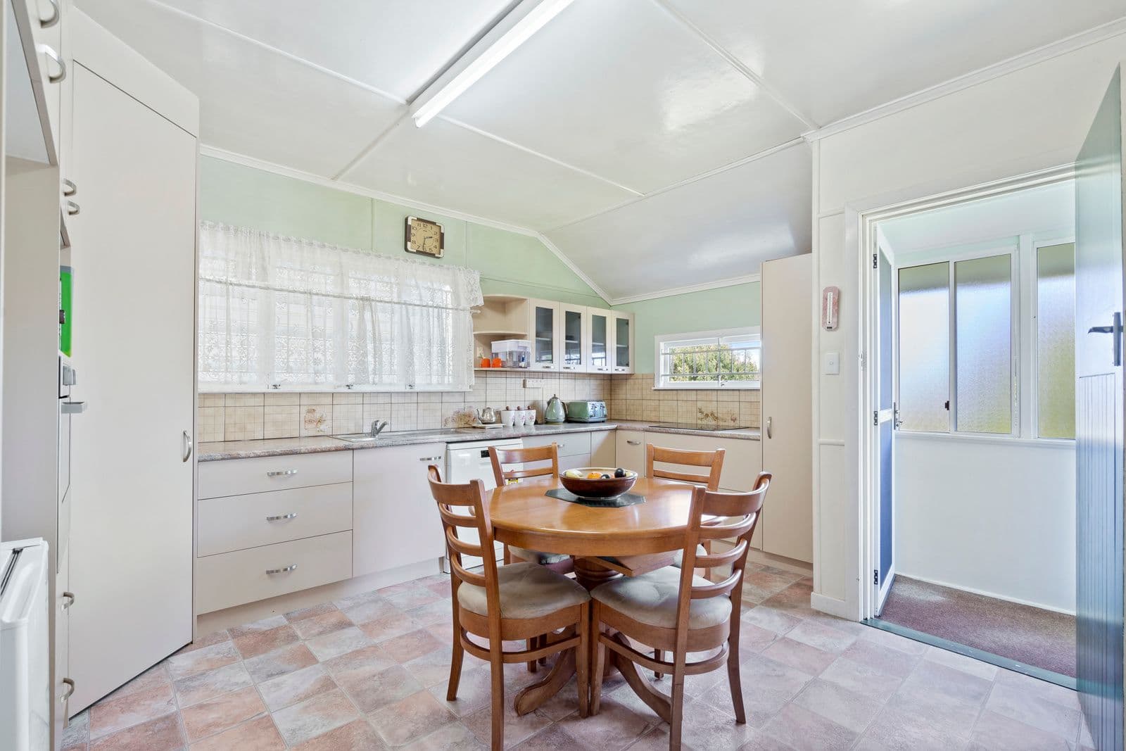 353 Lillian Avenue, Salisbury QLD 4107, Salisbury - Thumbnail 3
