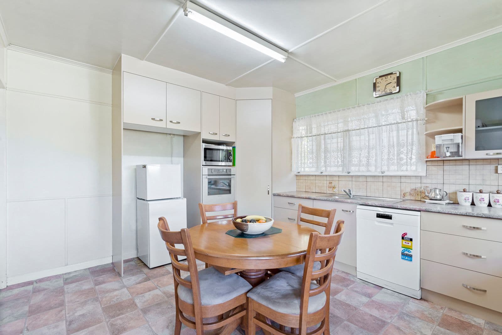 353 Lillian Avenue, Salisbury QLD 4107, Salisbury - Thumbnail 4