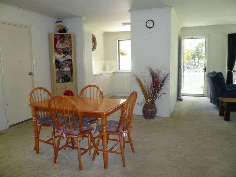 10 Script Court, OXENFORD QLD 4210, Oxenford - Thumbnail 2