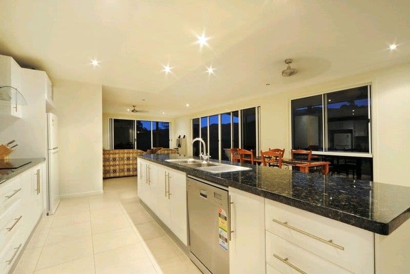 5 Armada Crescent, JUBILEE POCKET QLD 4802, Jubilee Pocket - Thumbnail 8
