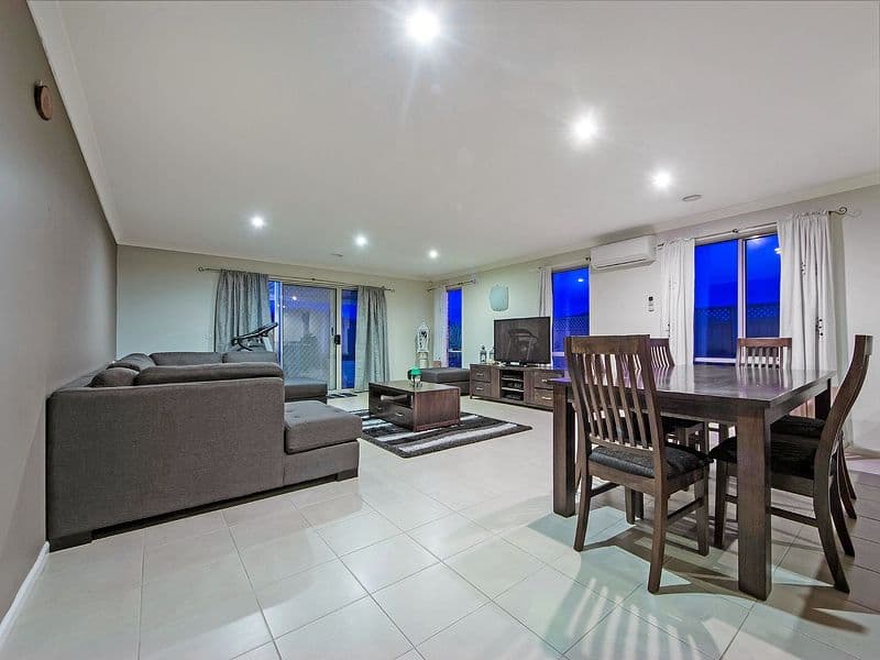 528 Morris Road, TRUGANINA VIC 3029, Truganina - Thumbnail 2