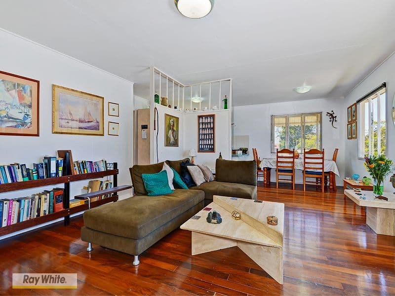 56 Yacht Street, CLONTARF QLD 4019, Clontarf - Thumbnail 2