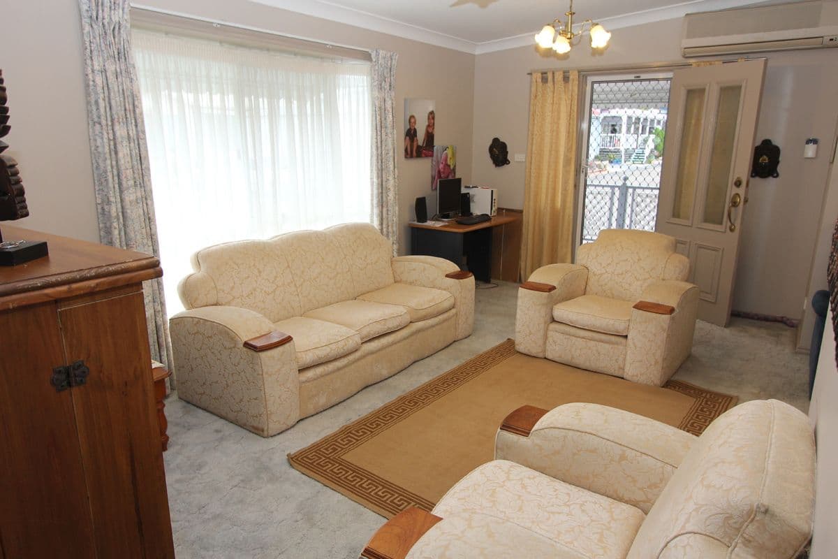 30 First Avenue,Broadlands Estate, GREEN POINT NSW 2251, Green Point - Thumbnail 2