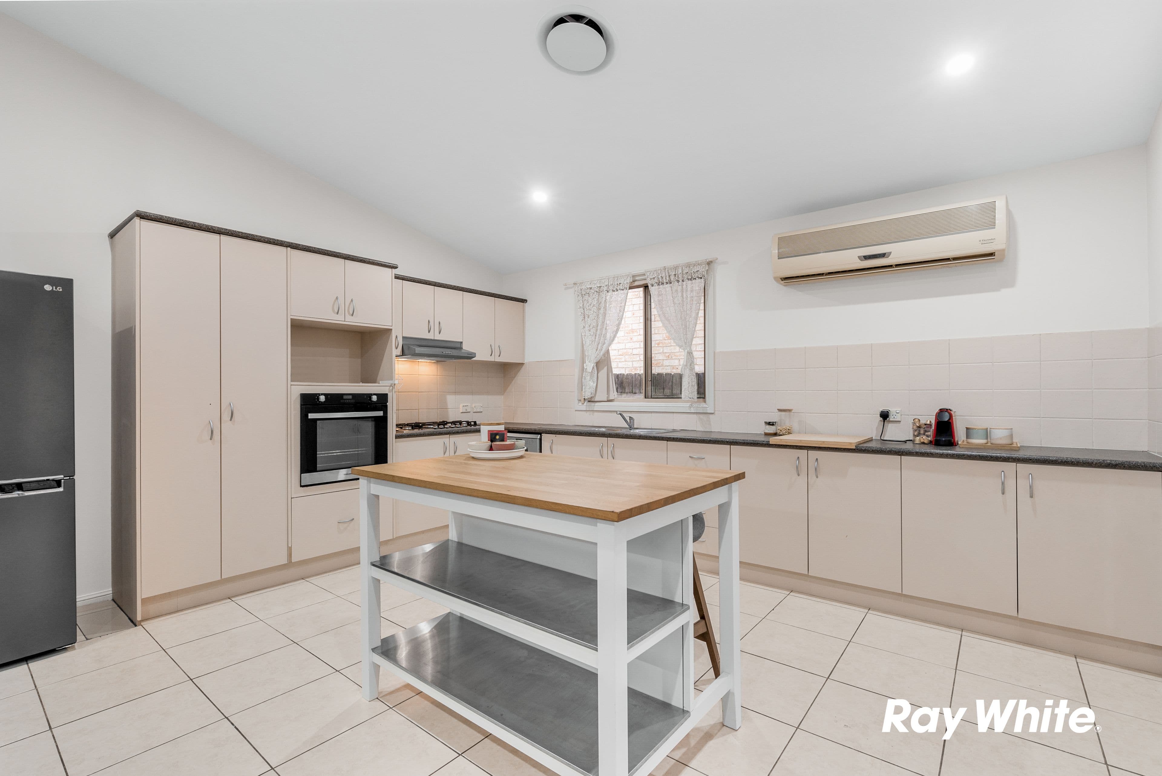 21 Pentland Street, Quakers Hill NSW 2763, Quakers Hill - Thumbnail 3
