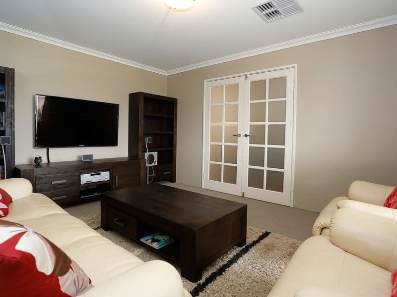 65 Brixton Crescent, Ellenbrook WA 6069, Ellenbrook - Thumbnail 3