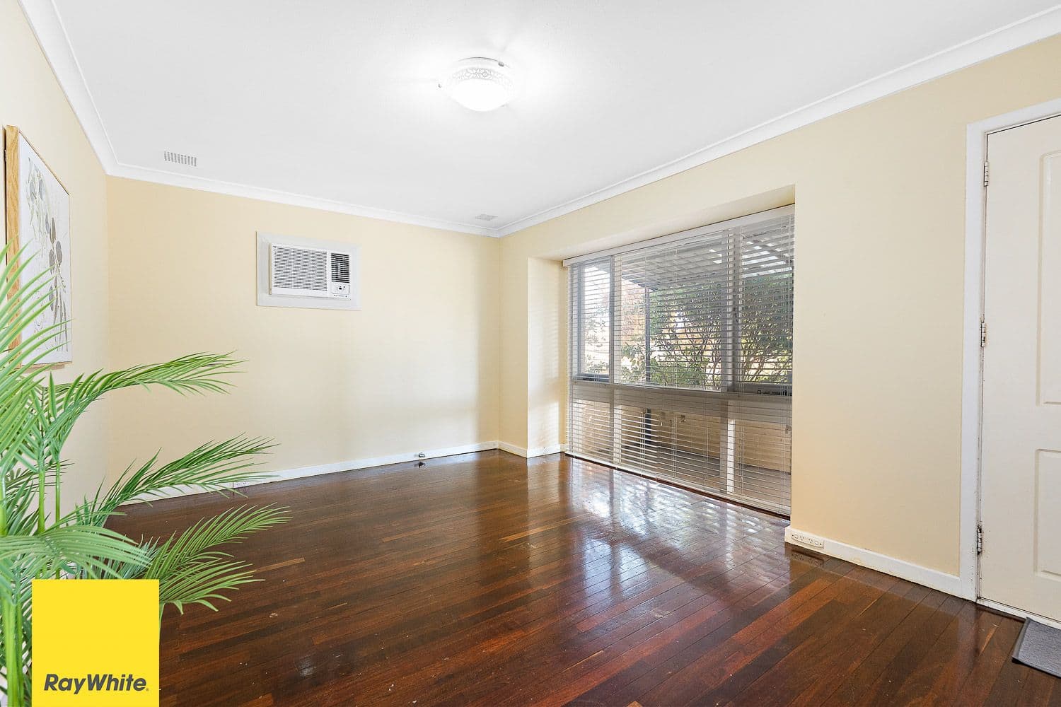 6 Harford Way, Girrawheen WA 6064, Girrawheen - Thumbnail 6