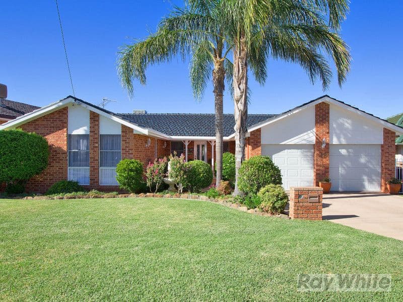 12 Caloola Street, TAMWORTH NSW 2340, Tamworth - Image 1