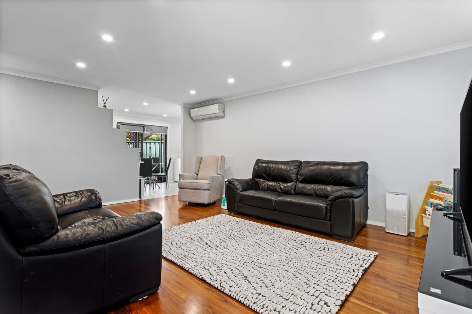 5 Loxley Close, Berkeley Vale NSW 2261, Berkeley Vale - Thumbnail 2