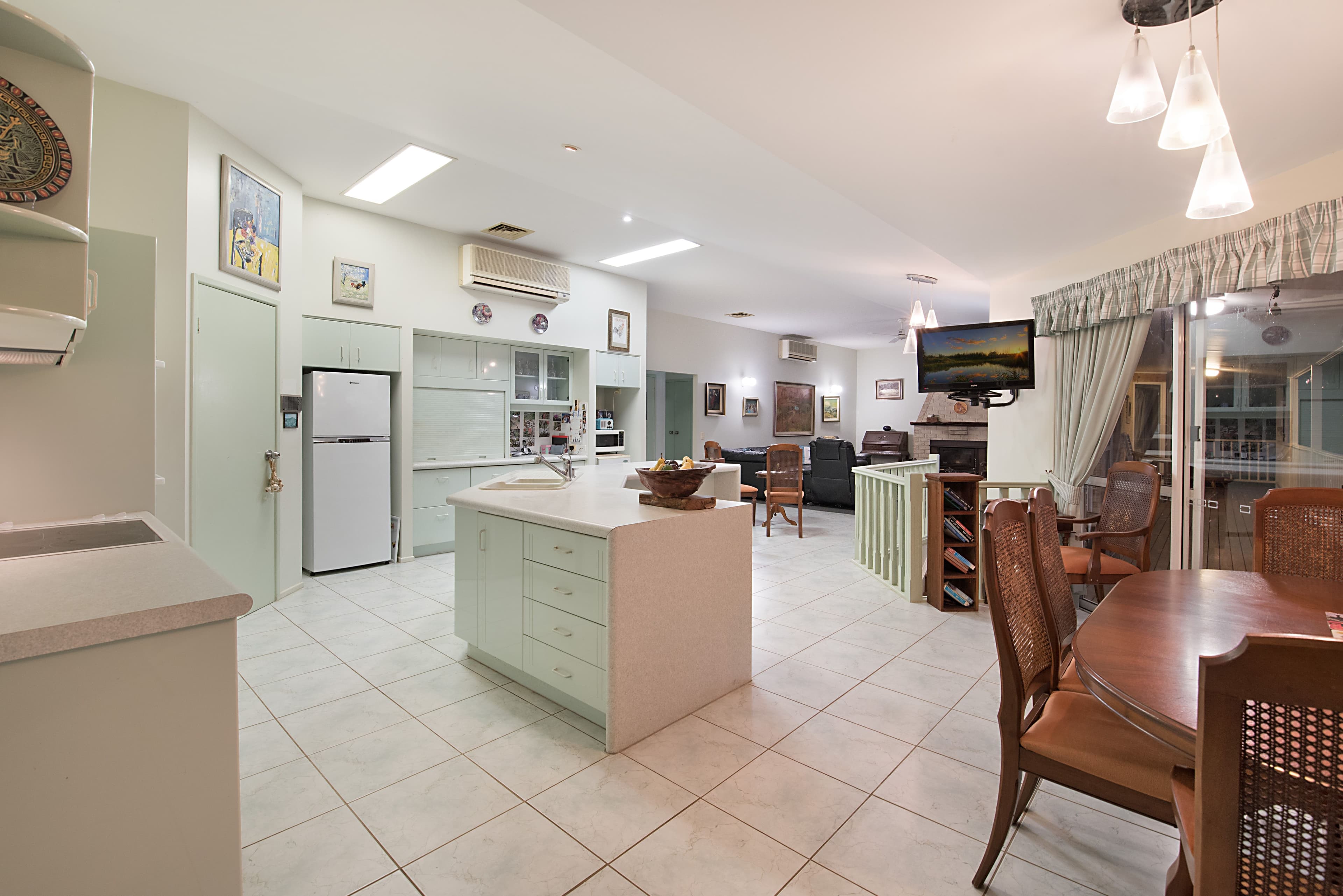 14 Forest View Court, Forest Glen QLD 4556, Forest Glen - Thumbnail 4
