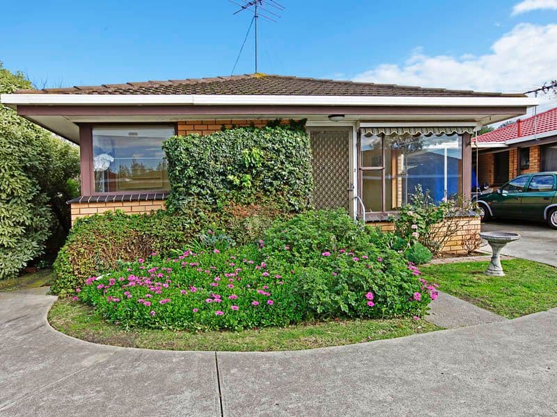 9-11 Elliott Avenue, HIGHTON VIC 3216, Highton - Thumbnail 2