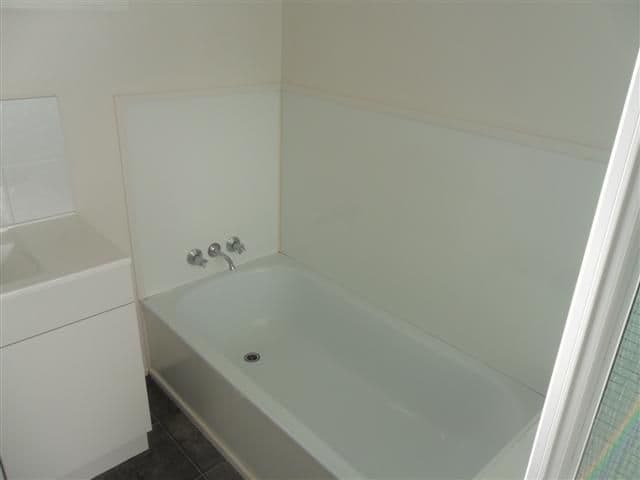 2 Wilga Court, NEWTOWN QLD 4350, Newtown - Thumbnail 3