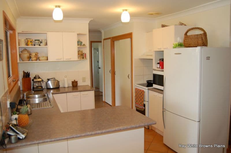 35  Owens Street, BORONIA HEIGHTS QLD 4124, Boronia Heights - Thumbnail 3